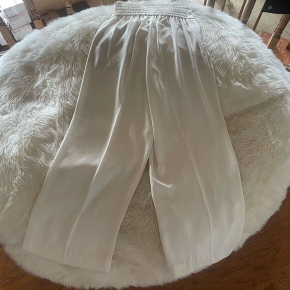 White slack pants - Picture 3 of 6